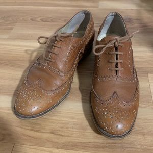 Women’s brogues